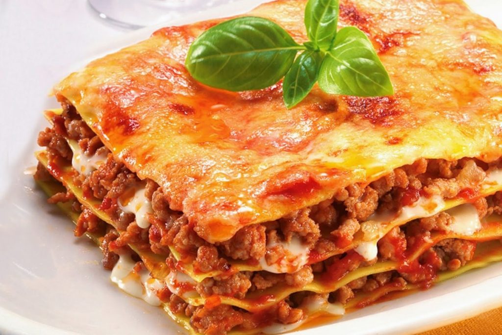 лазанья с фаршем