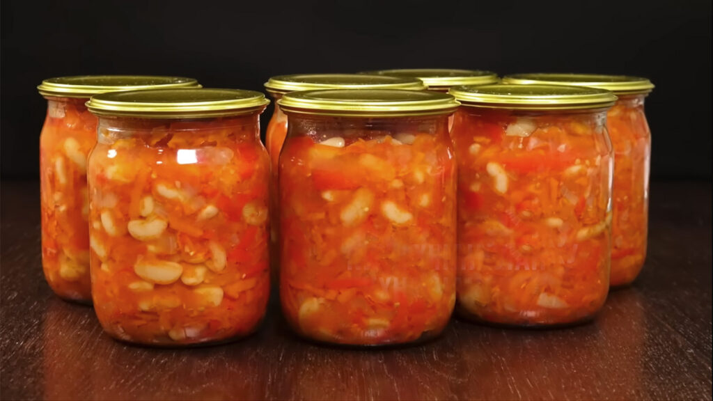 заготовки на зиму салат с фасолью и овощами